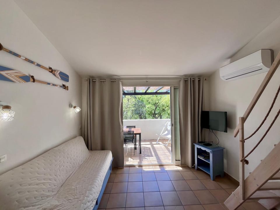 Charmant appartement baie Saint Tropez 6 personnes Apartment in Grimaud