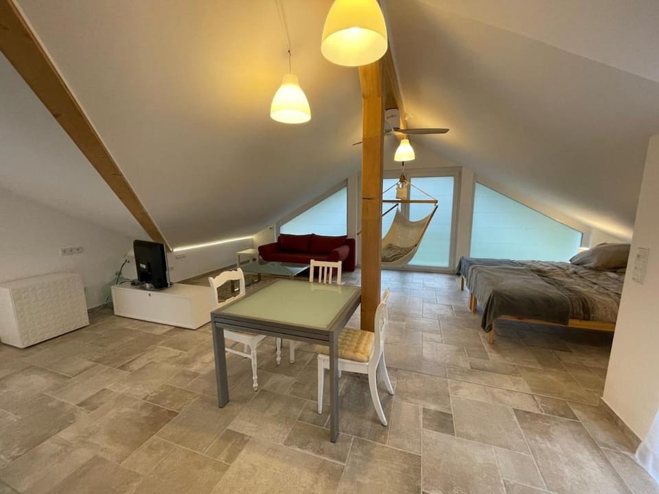 Moderne Ferienwohnung FEWO Solms Apartment in Hesse