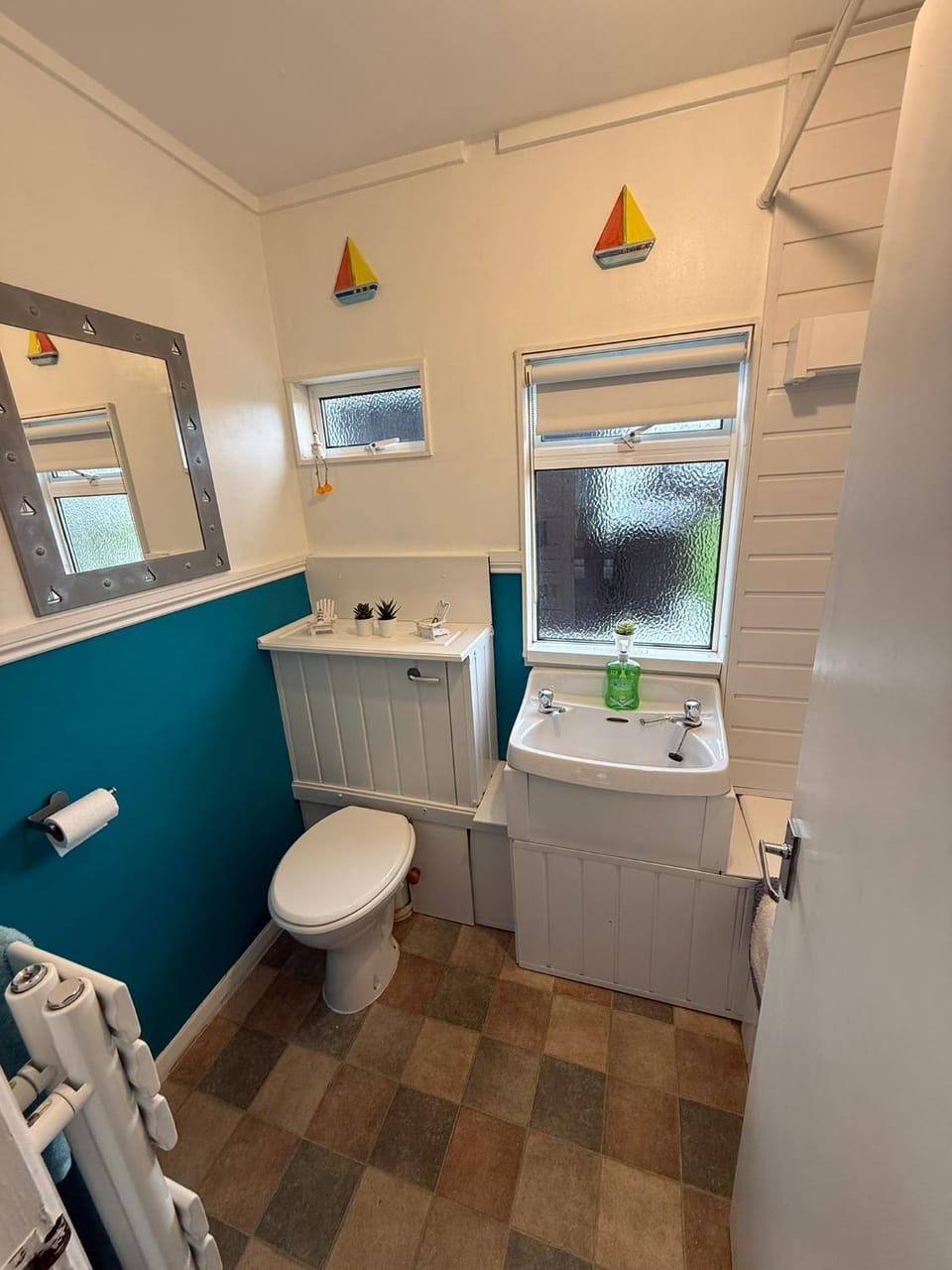 Beautiful 2 Bedroom Chalet 22 Cordova, Selsey Apartment in Selsey