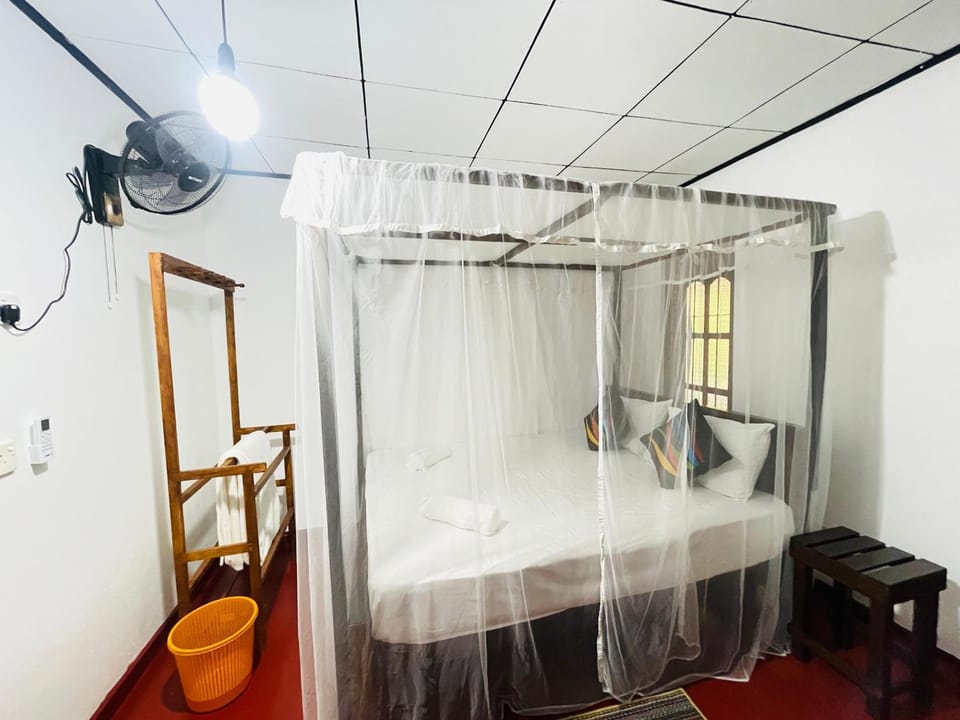 Bedroom, air conditioner