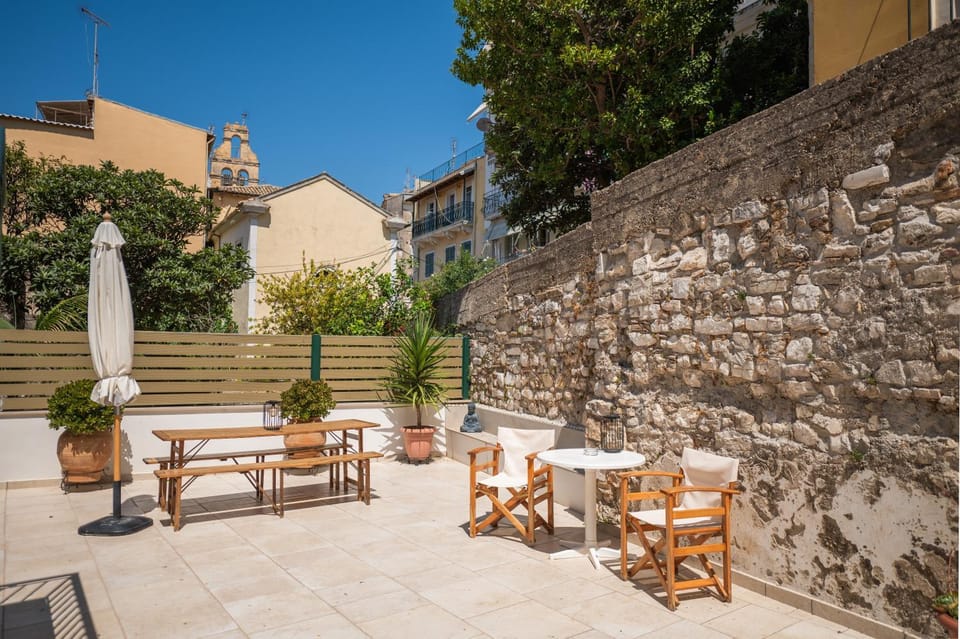 Garden, Inner courtyard view