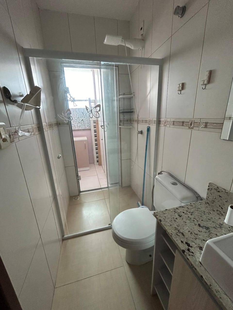 Casa em Balneário Picarras, 500m do mar House in State of Santa Catarina