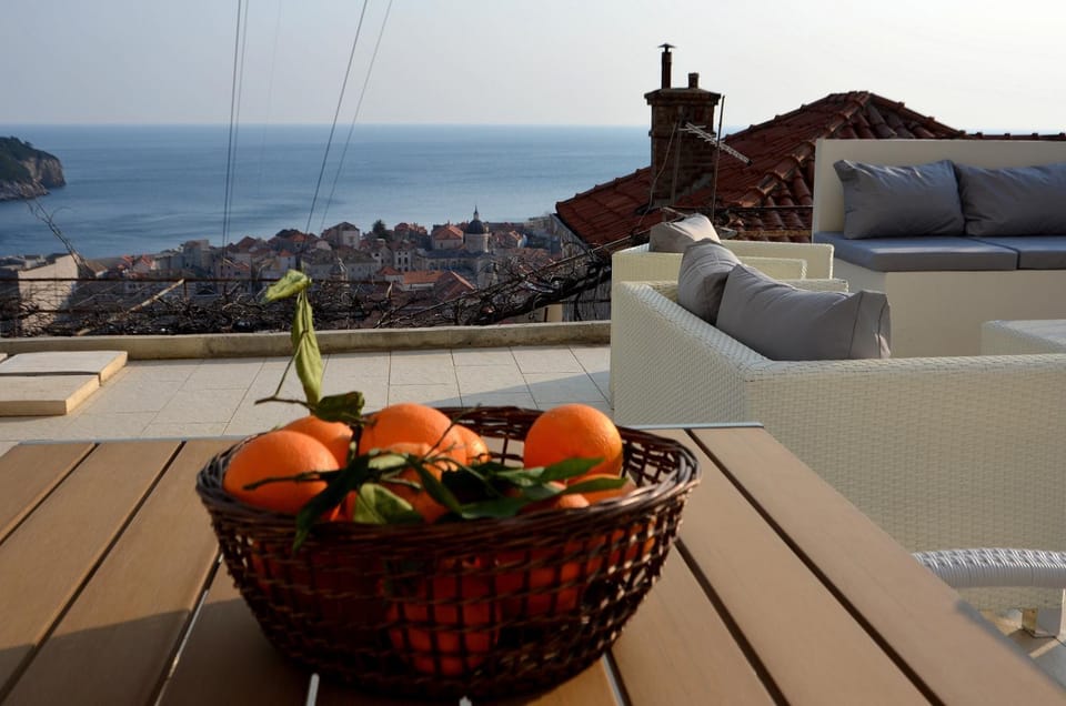 View (from property/room), Balcony/Terrace