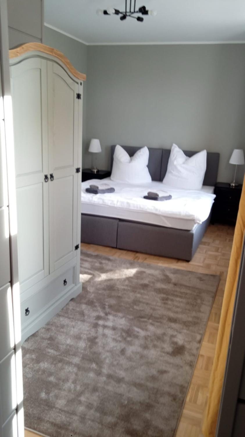 Saniertes Gutshaus mit Komfort und privater Sauna Apartment in Mecklenburgische Seenplatte