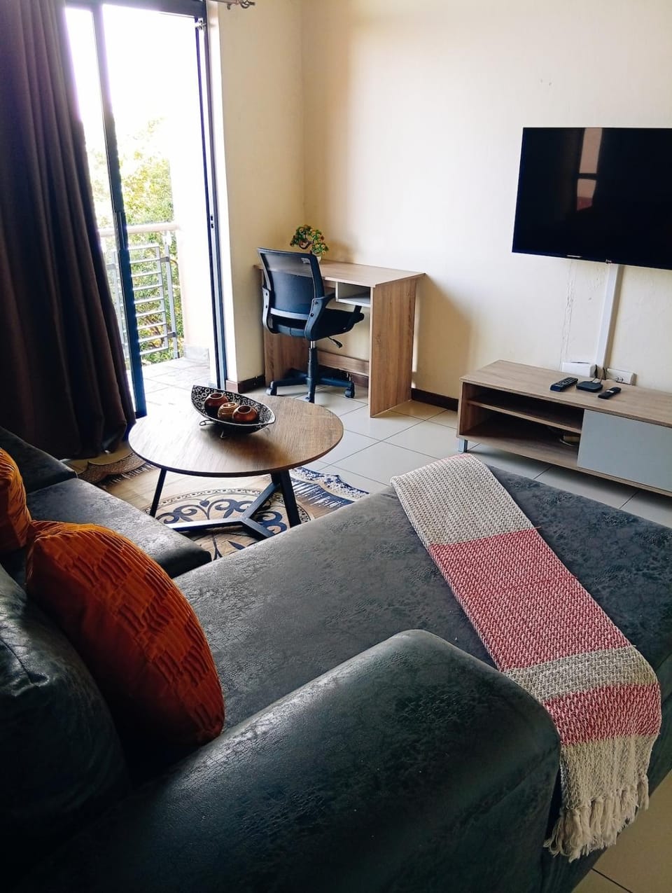 The Jackal's Retreat Apartment in Roodepoort