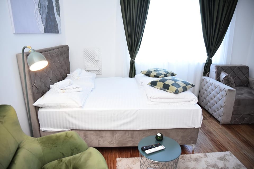 Studio Teddy 12-14 u Kraljevim Cardacima Apartment in Serbia