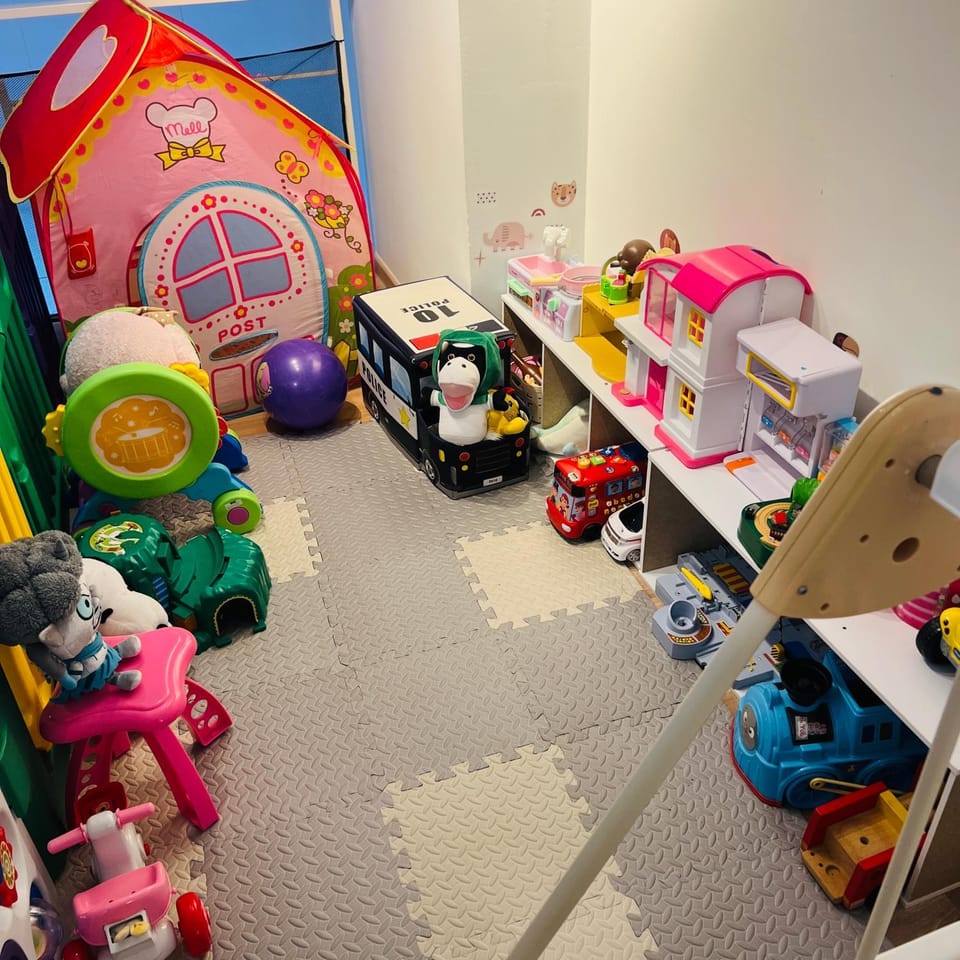 N2 Big TV &sofa kids play area Arte Cheras 4bed8pax Apartment in Federal Territory of Kuala Lumpur