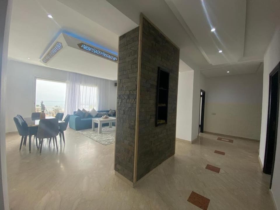 Seaview 3 BDR Apartment in prime location Apartment in Agadir