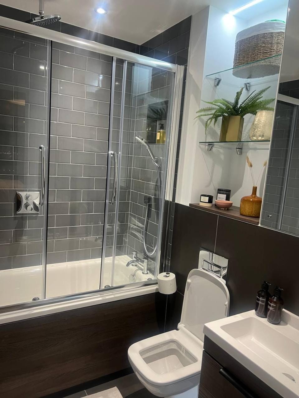 Toilet, Bathroom