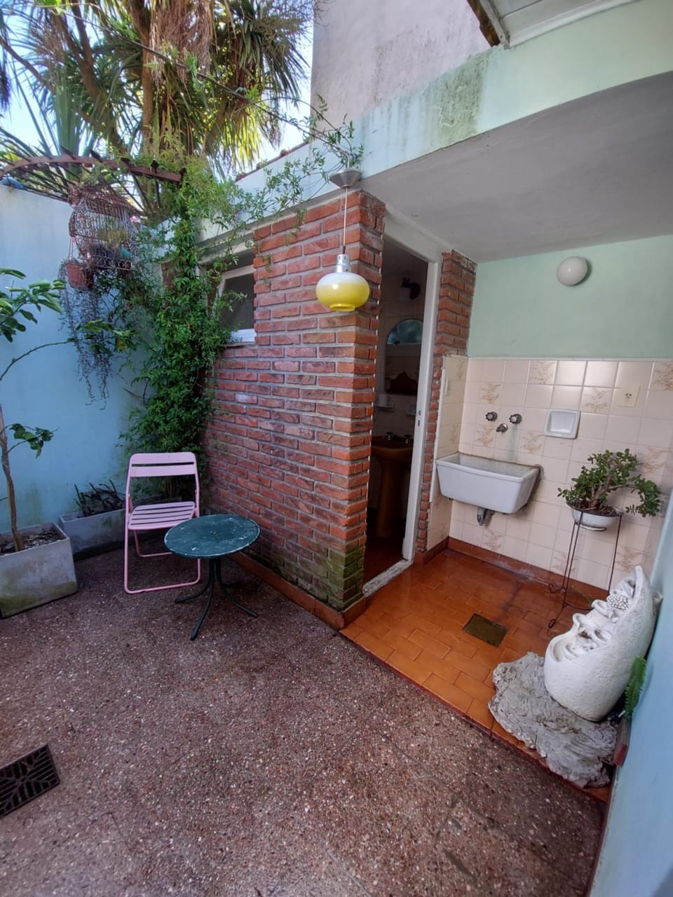 Patio, Bathroom