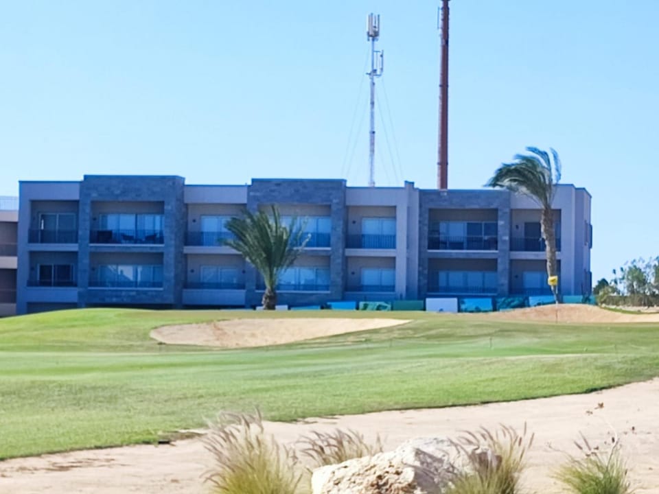 Property building, Golfcourse