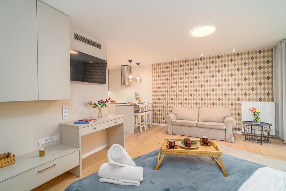 Comfy Apartment Old Town - by Hosty Apartment in Krakow