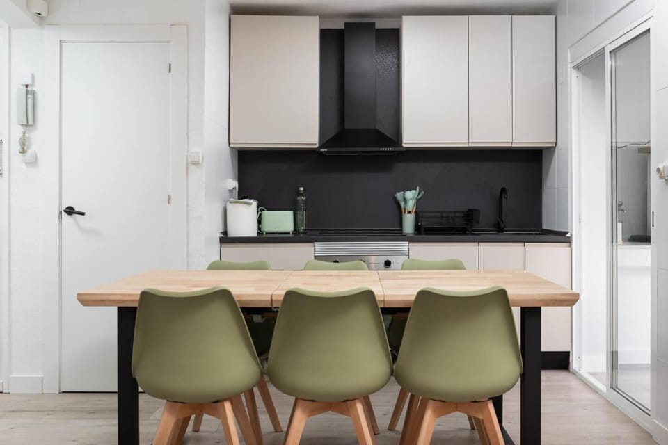 Apto Pirenarium l CINE l Parking l Wifi l trastero Apartment in Aragon