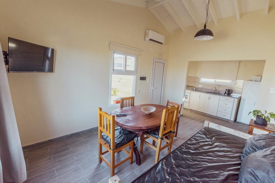 Casa con pileta en barrio Pillahuinco House in Buenos Aires Province