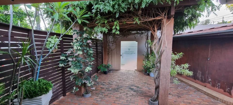 Inner courtyard view