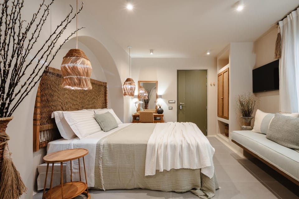 Chic Elysium Apartment in Naxos