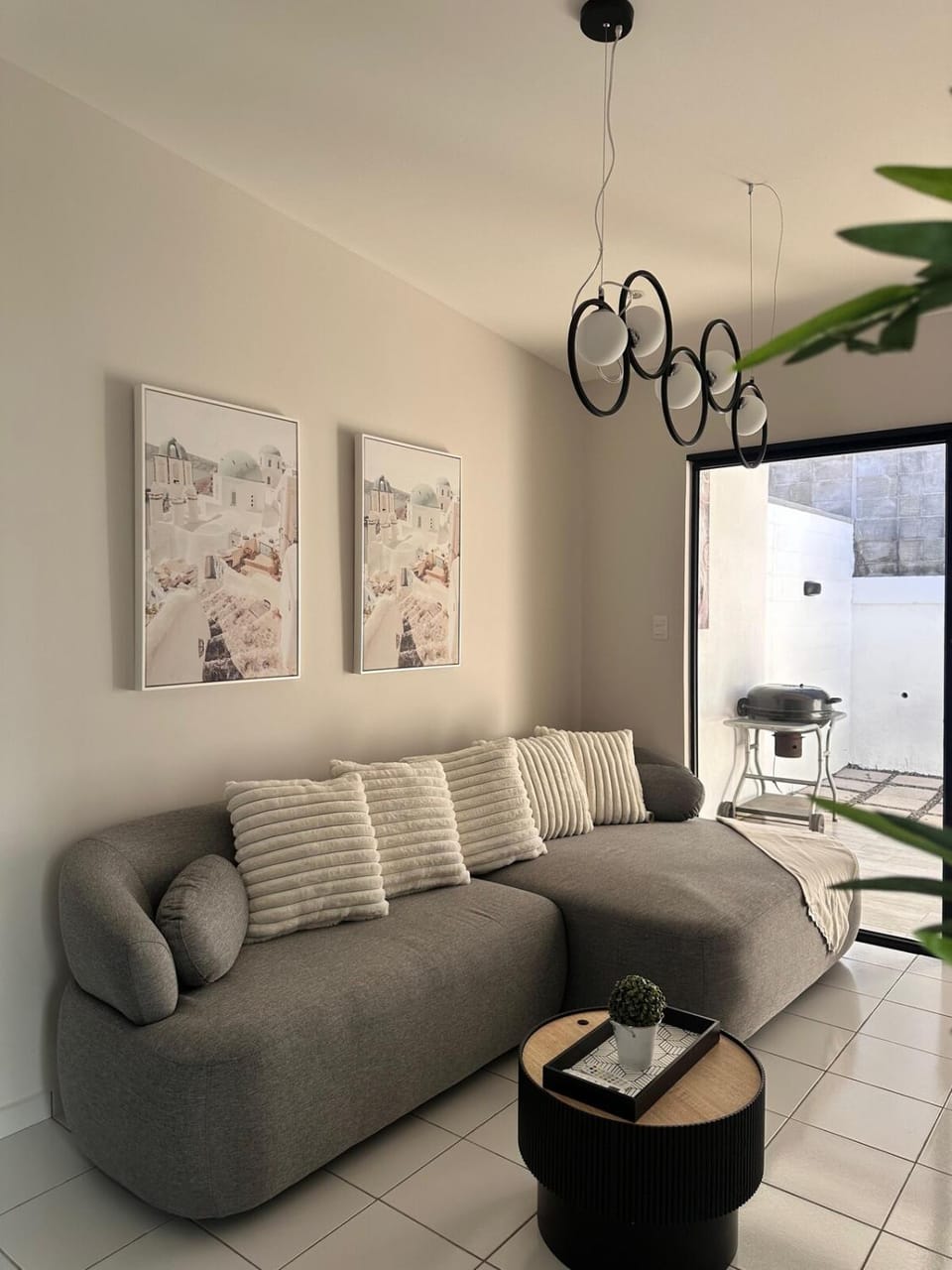 Elegant Modern Tiny Home House in El Salvador