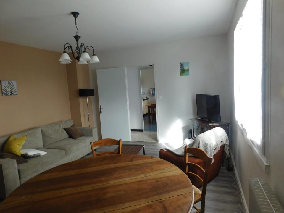 gîte MMR House in Nouvelle-Aquitaine