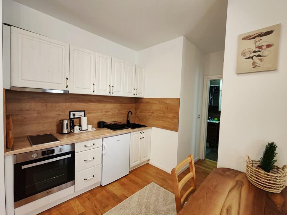 Golden Pine Apartment in Zlatibor