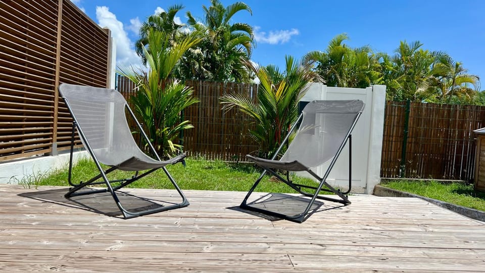 Spring, sunbed