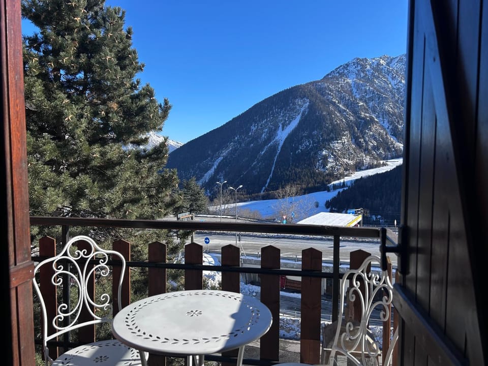 Day, Natural landscape, Winter, Balcony/Terrace, Mountain view
