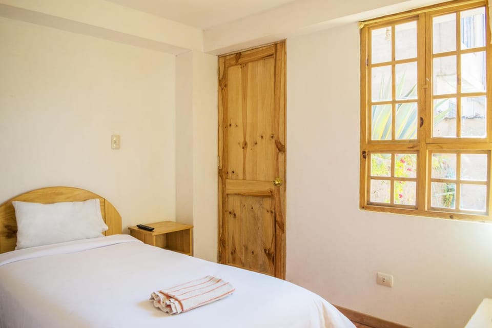 Bedroom, Garden view