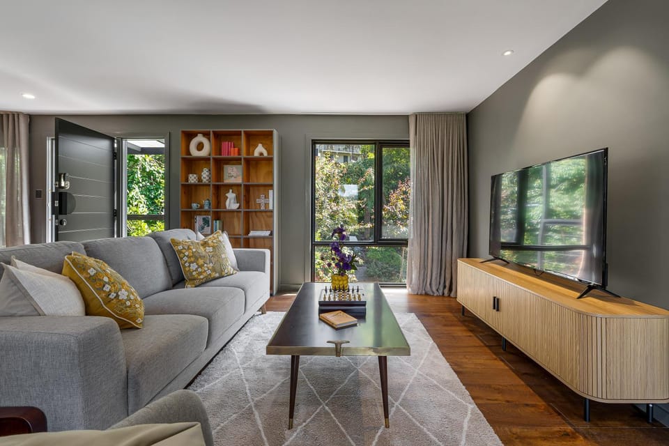 Equinox - Modern Highlands Charm in Mittagong House in Mittagong