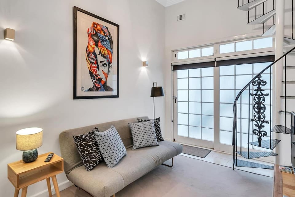 Latitude -Kirribilli Apartment Opera House Views Apartment in Sydney