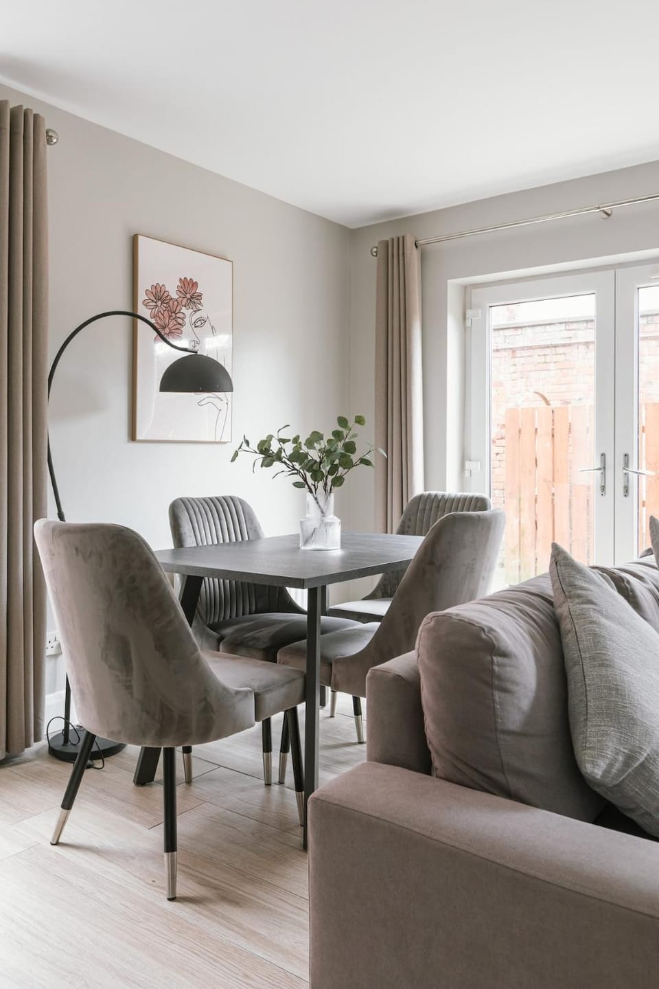Living room, Dining area