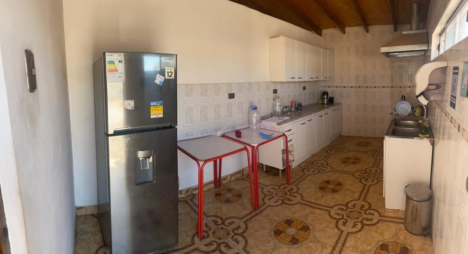 Kitchen or kitchenette, Internal: Not applicable to any particular room