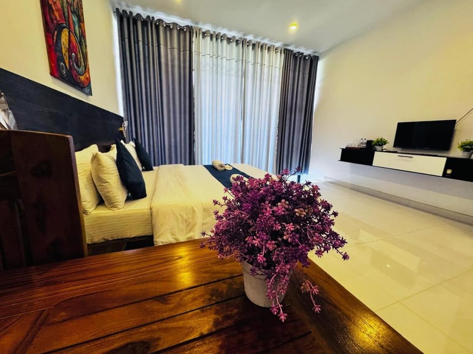 HOTEL Pearl White Residency Hotel in Central Province