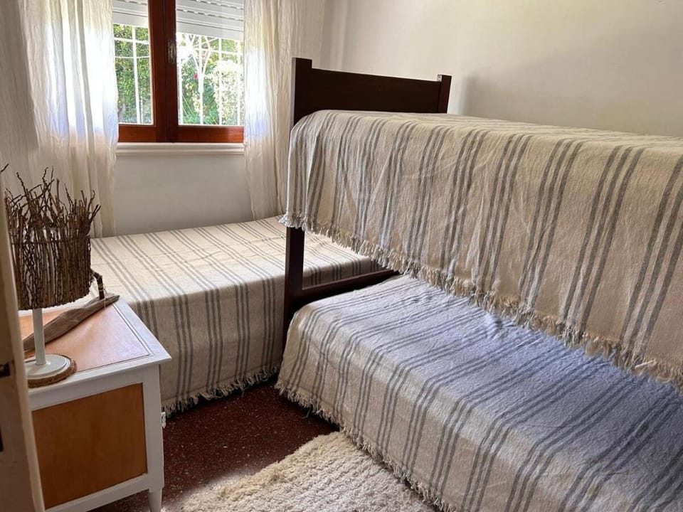 Casa con jardín metros del mar en Mar del Plata House in Mar del Plata