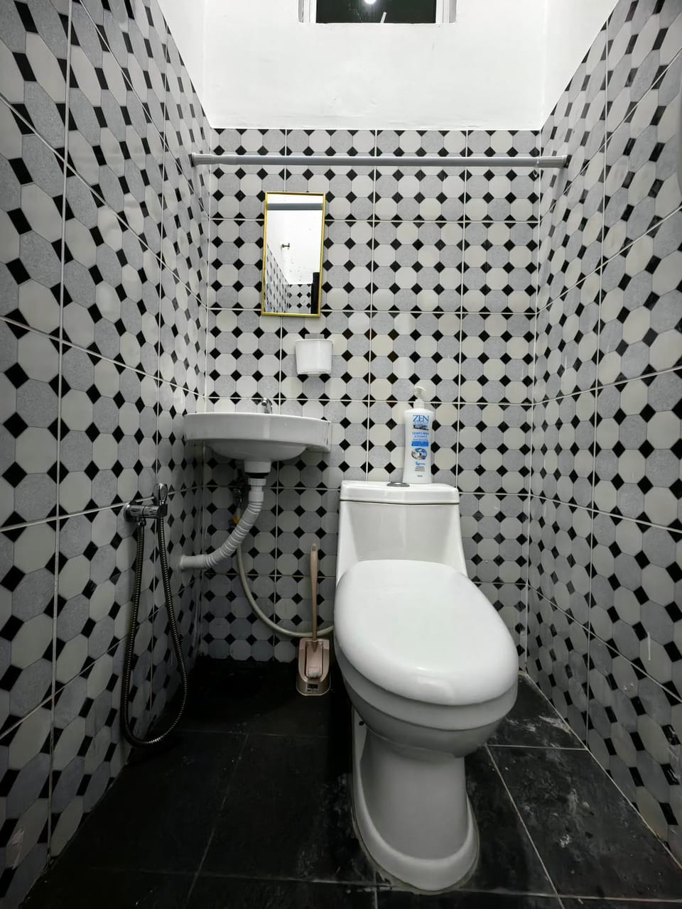 Toilet, Bathroom