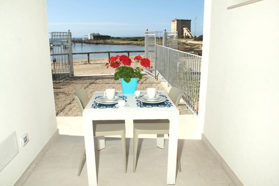 Patio, Day