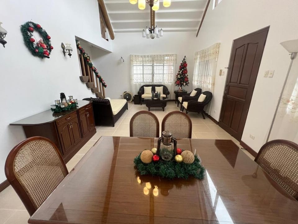 Tagaytay Log Cabin Cabin in Tagaytay