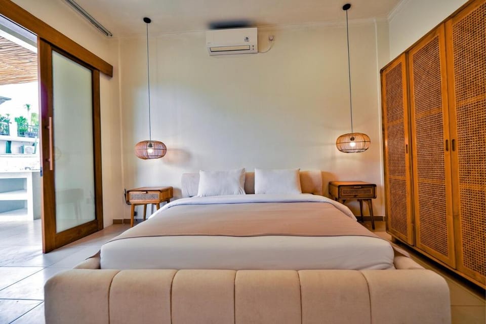 great 3-bedroom Villa Near Canggus Top Attractions Villa in North Kuta