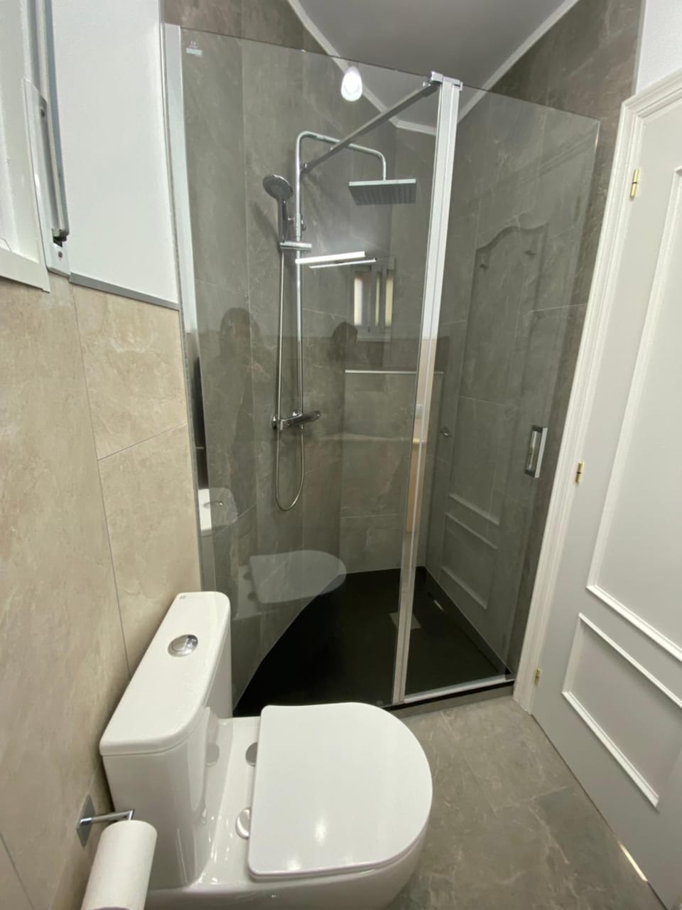 Shower, Toilet, Bathroom