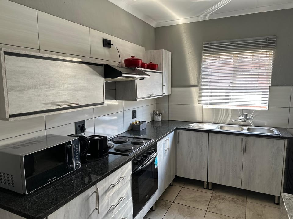 Waterfall Deluxe Apartment in Gauteng