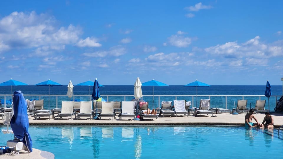 Sea view, Swimming pool