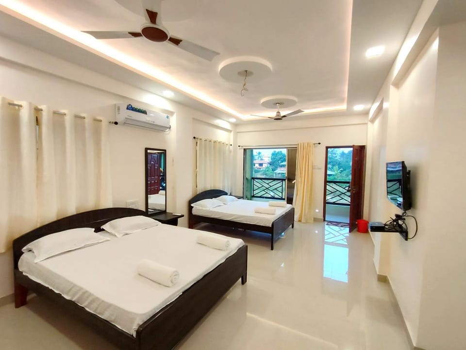 ILIF 2726 Beach Haven Hotel in Maharashtra
