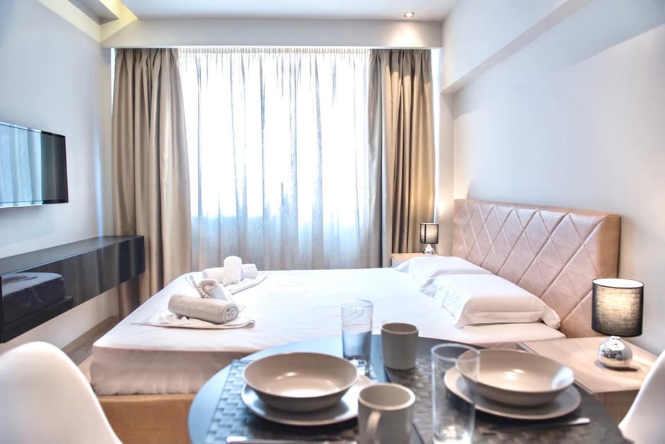 Property building, Bed