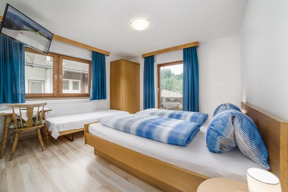 Property building, Living room, Bedroom