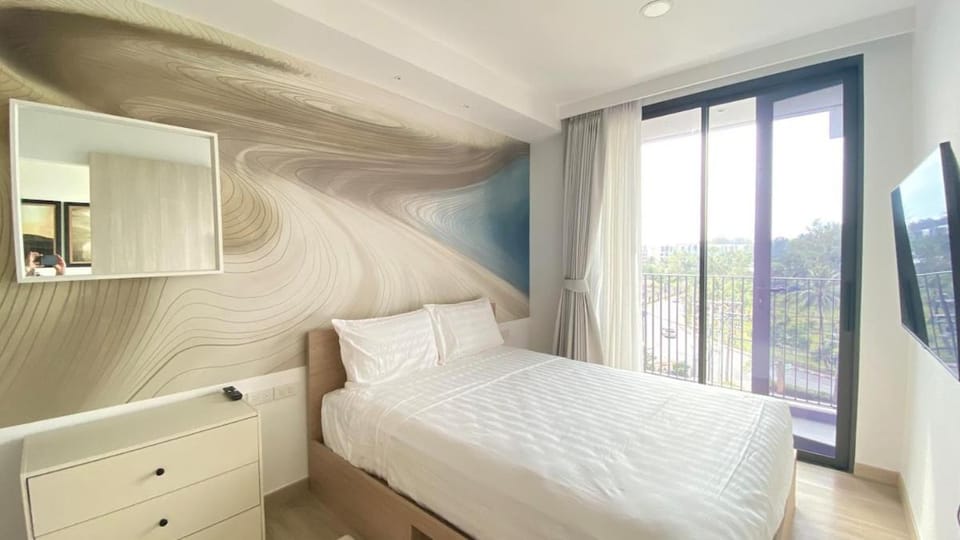 1BDR Skypark Laguna 10 min to the Sea Roof Pool Apartment in Choeng Thale