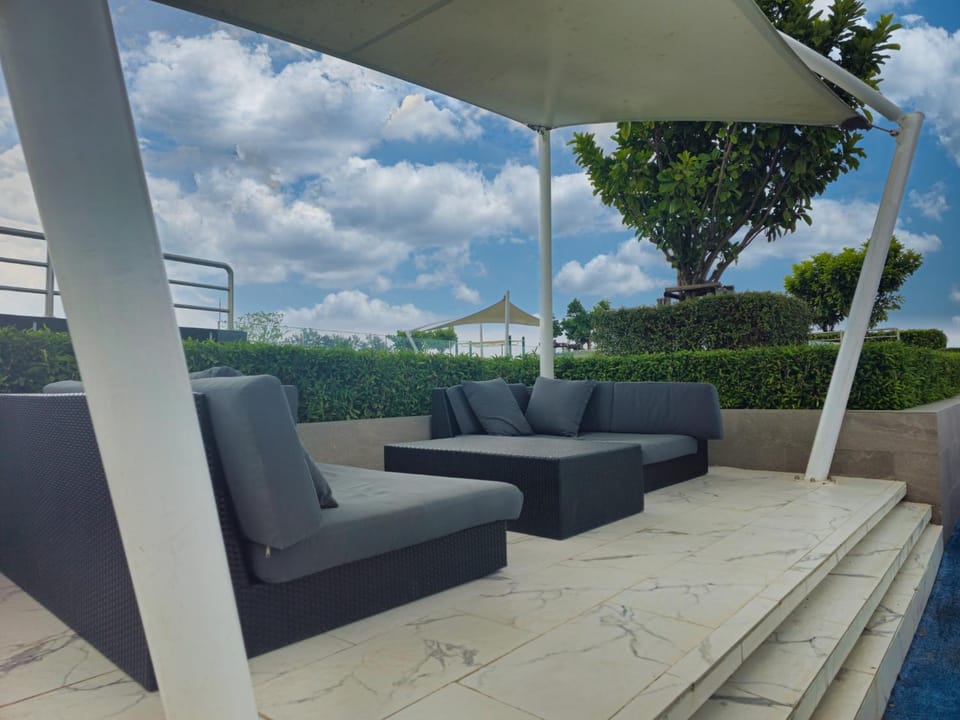 1BDR Skypark Laguna 10 min to the Sea Roof Pool Apartment in Choeng Thale