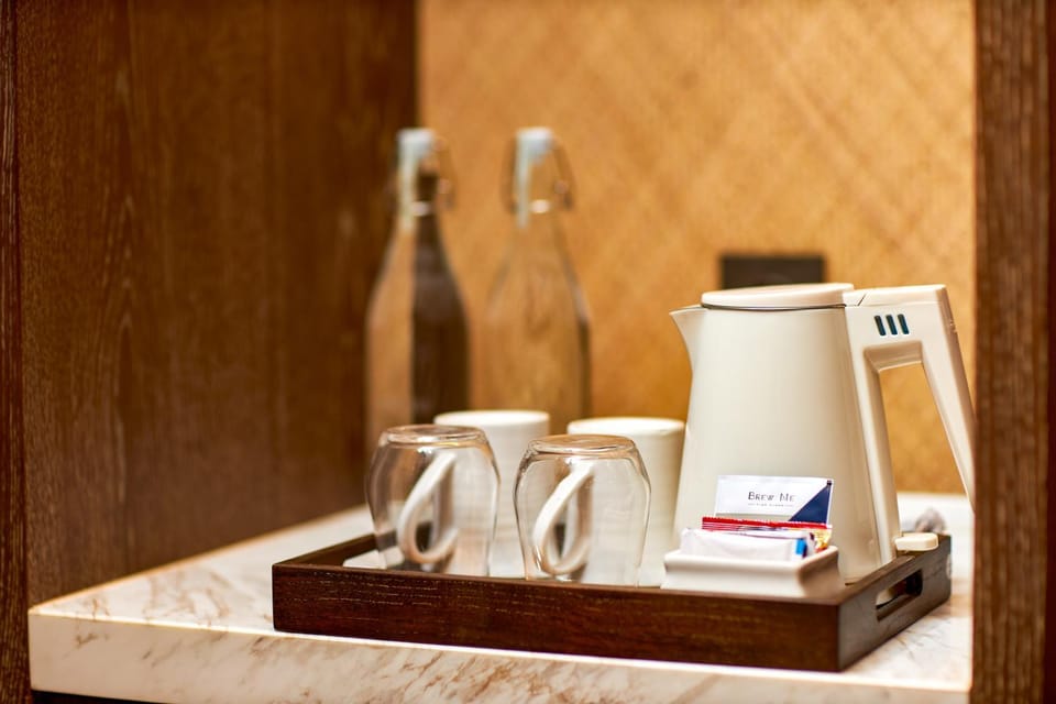 Coffee/tea facilities, Area and facilities