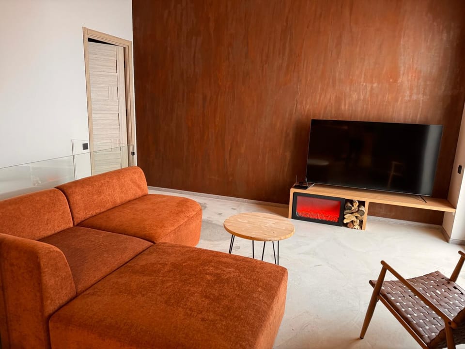 TV and multimedia, Seating area, Evening entertainment