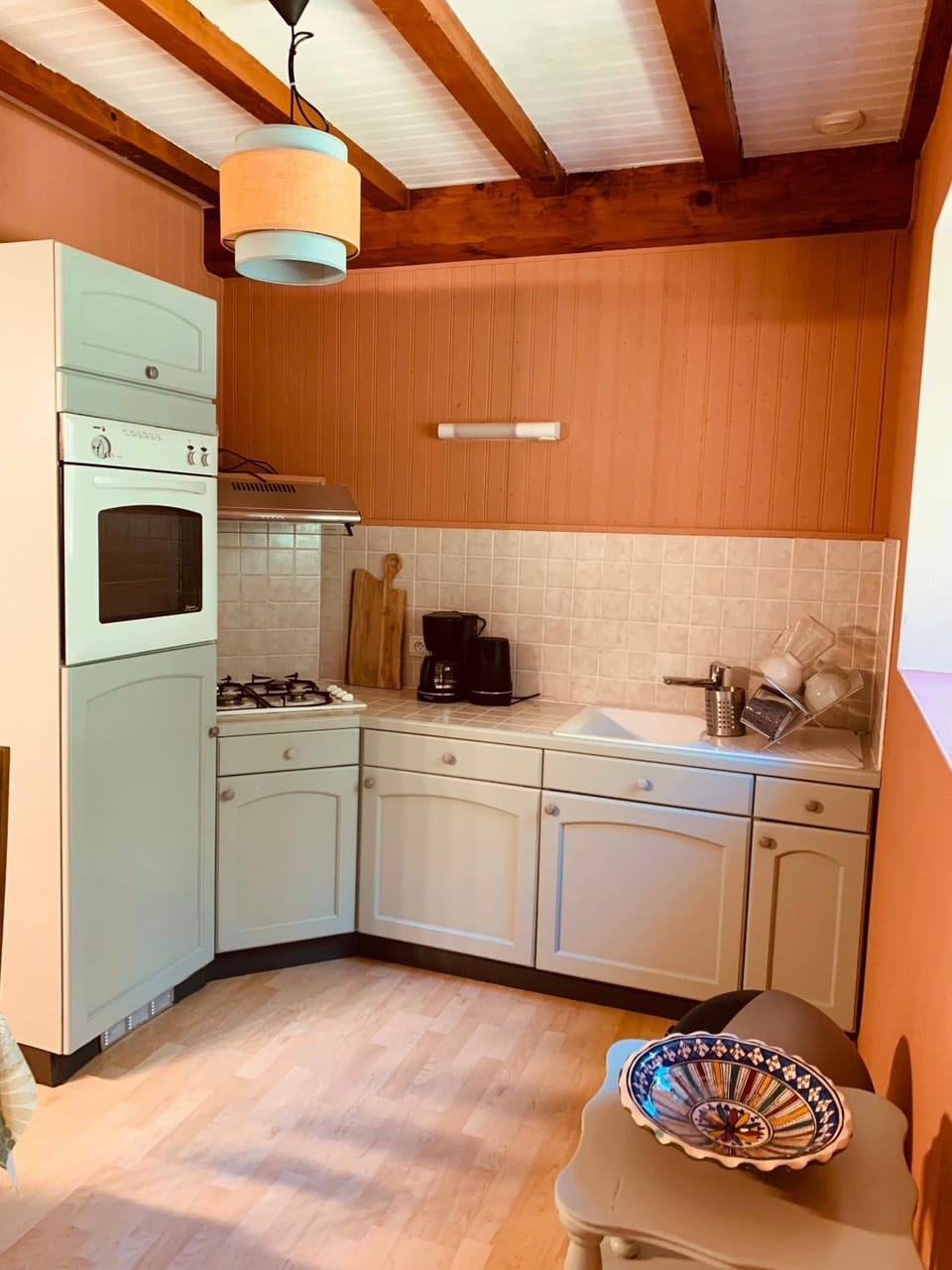 Kitchen or kitchenette, oven, stove
