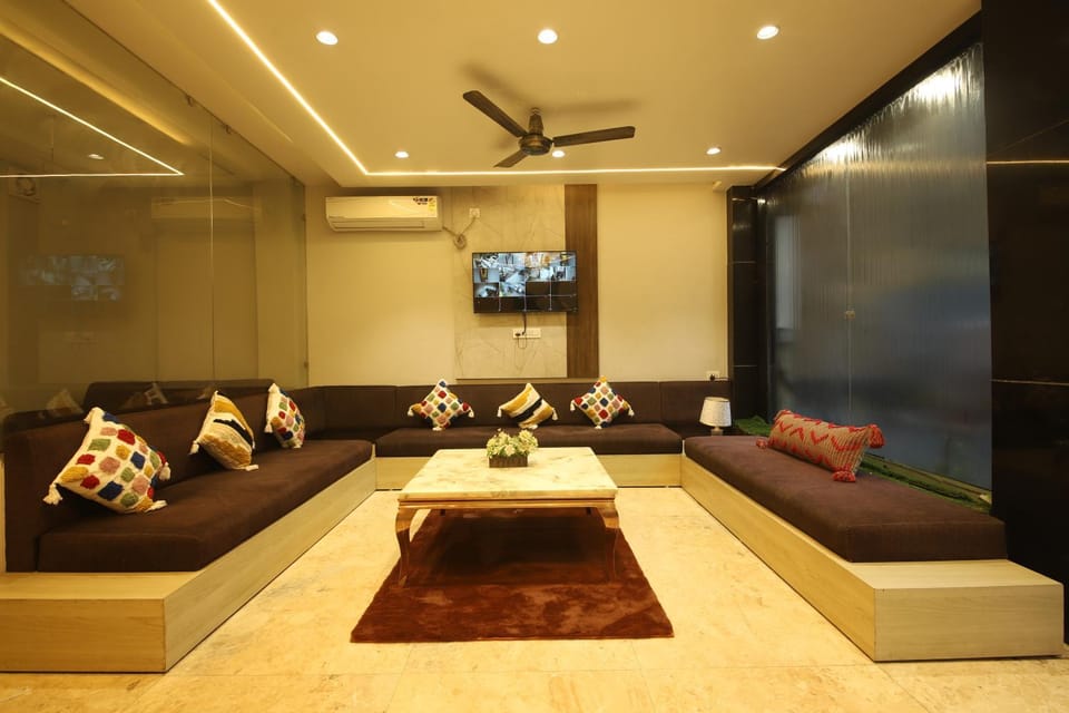 Facade/entrance, Lobby or reception