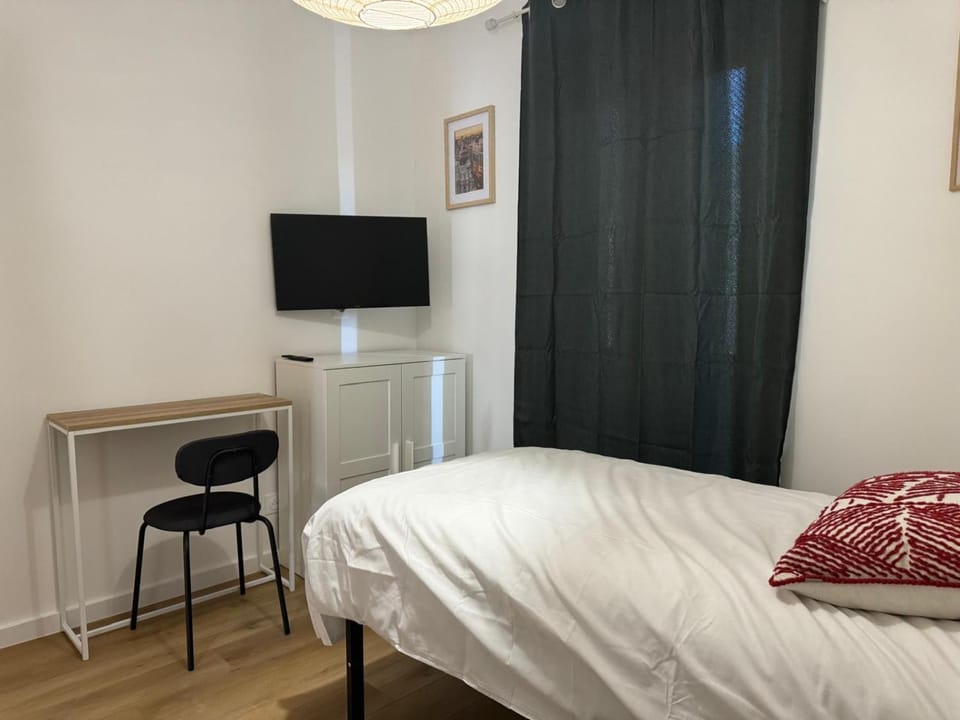 M097 Joli studio Faucigny Apartment in Annemasse