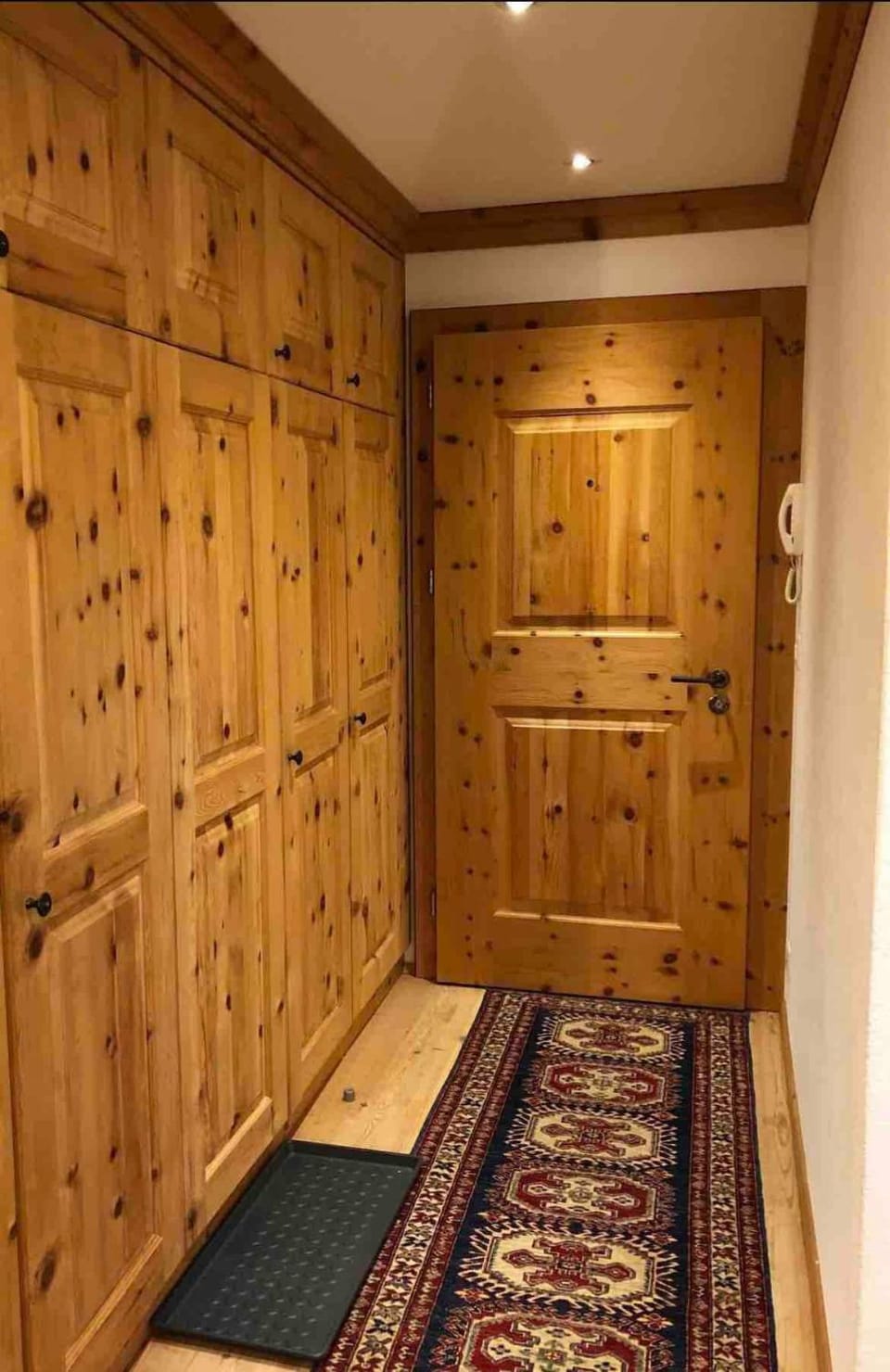 Suite best space for a couple on top of the world Apartment in Samedan